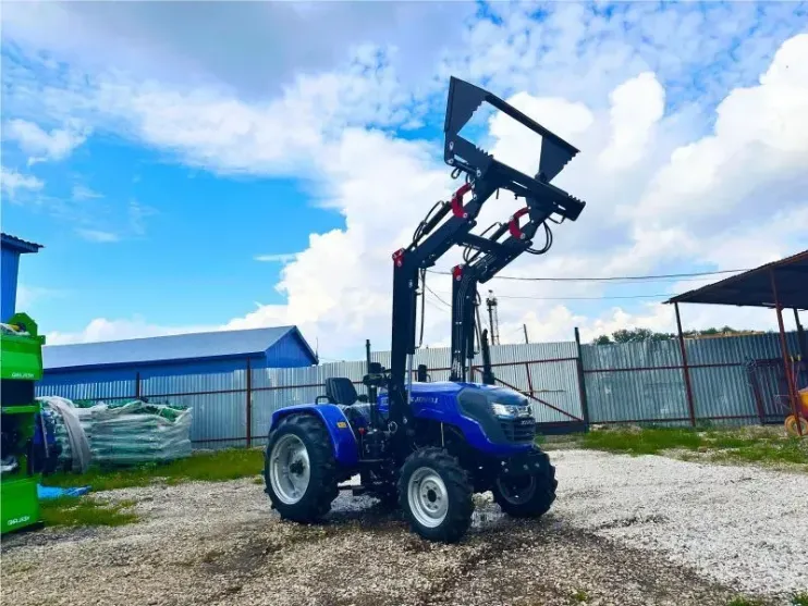 Минитрактор Lovol HT-354 TE без кабины с фронтальным челюстным погрузчиком