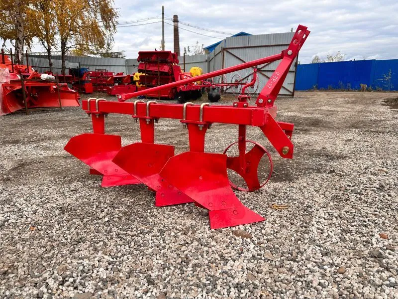 Плуг трехкорпусный 1l-320